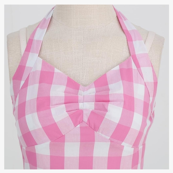 Barbie Costume Halloween (Peri-menopausal Barbie!) - Picture 6 of 16